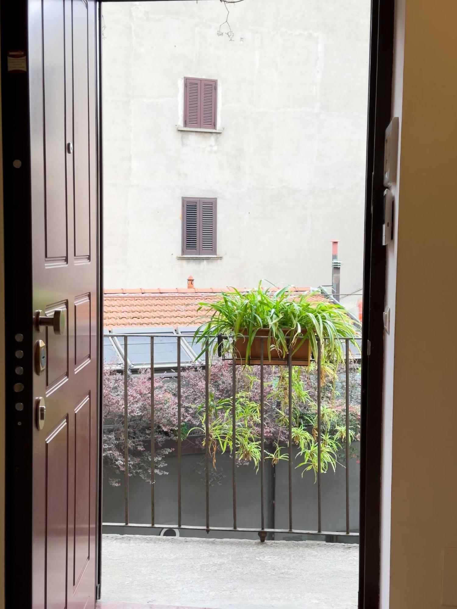 The Boutique - In The Heart Of Via Paolo Sarpi Milan